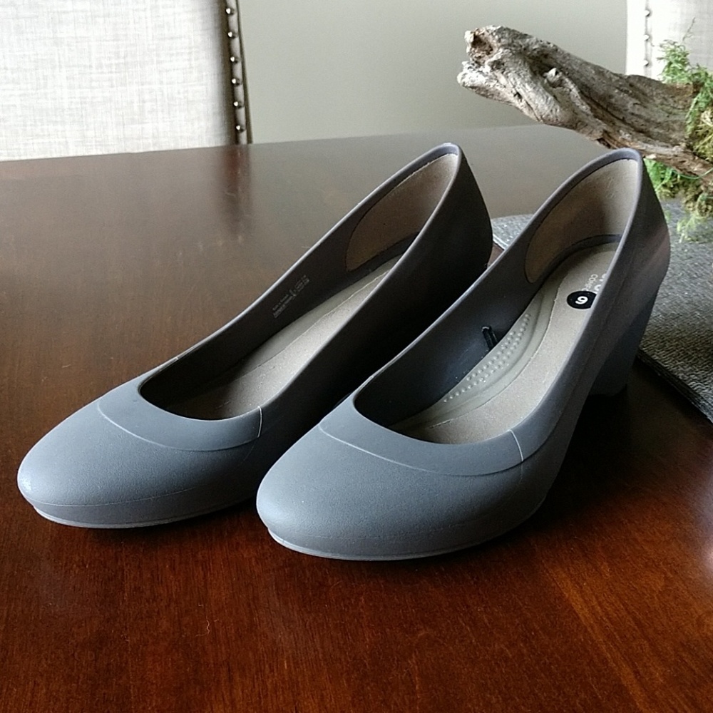 Brown crocs wedges